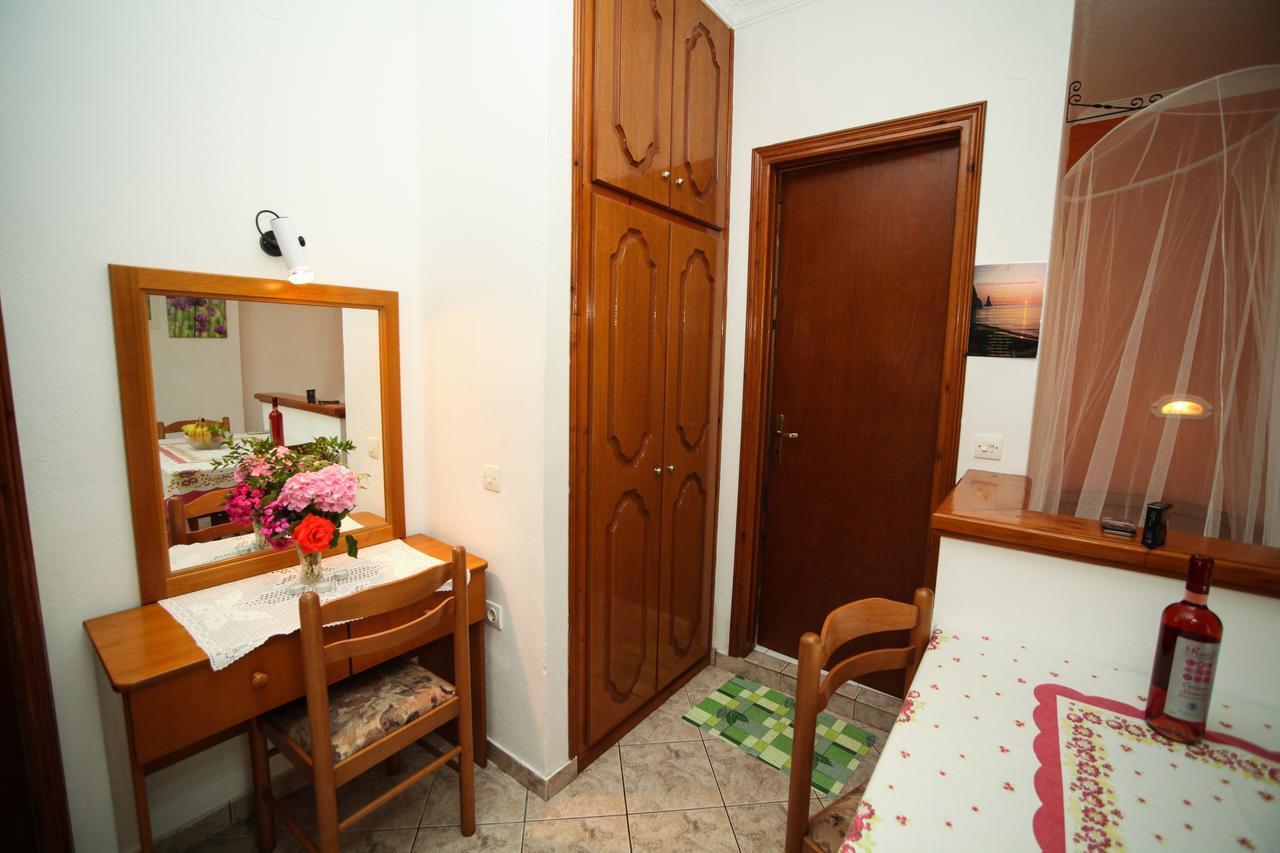 Apartments Mary Agios Gordios  Zewnętrze zdjęcie