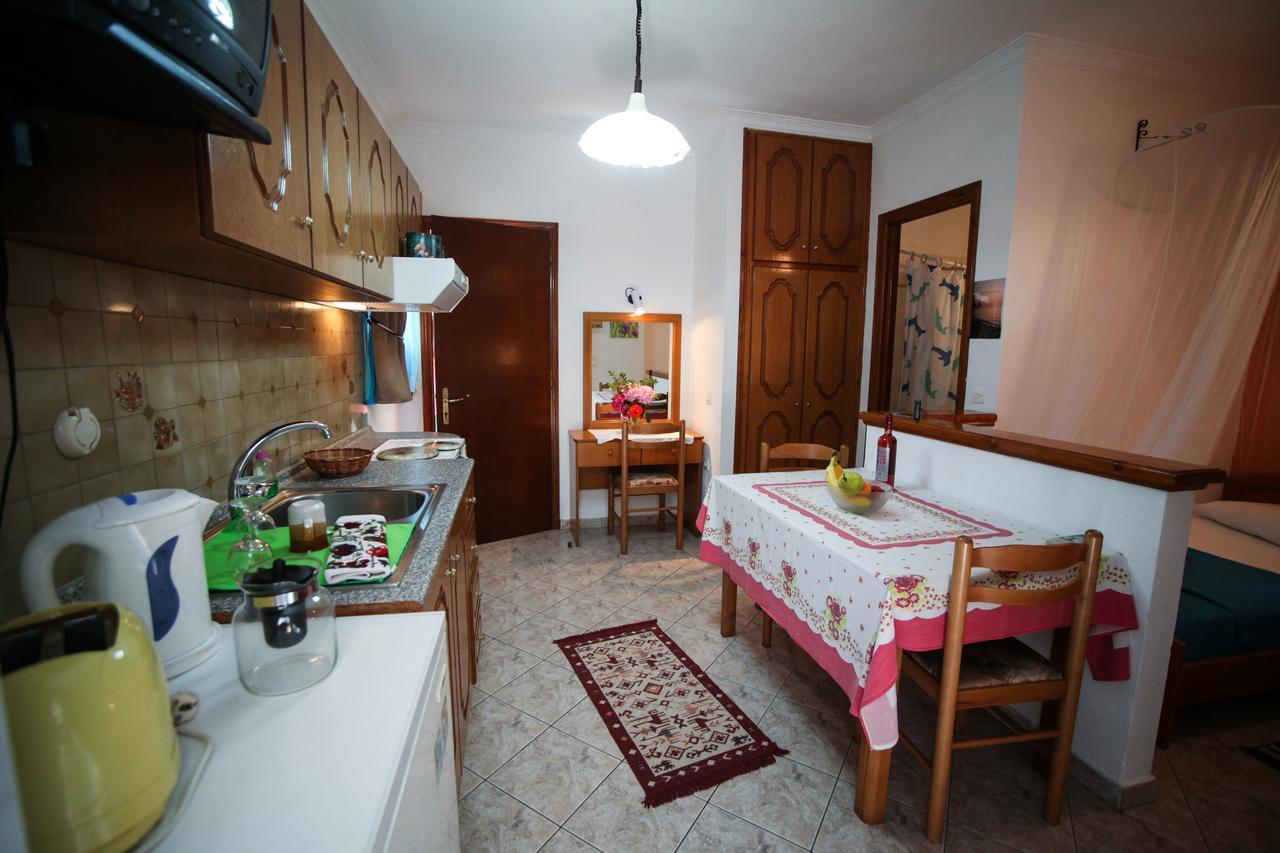 Apartments Mary Agios Gordios  Zewnętrze zdjęcie